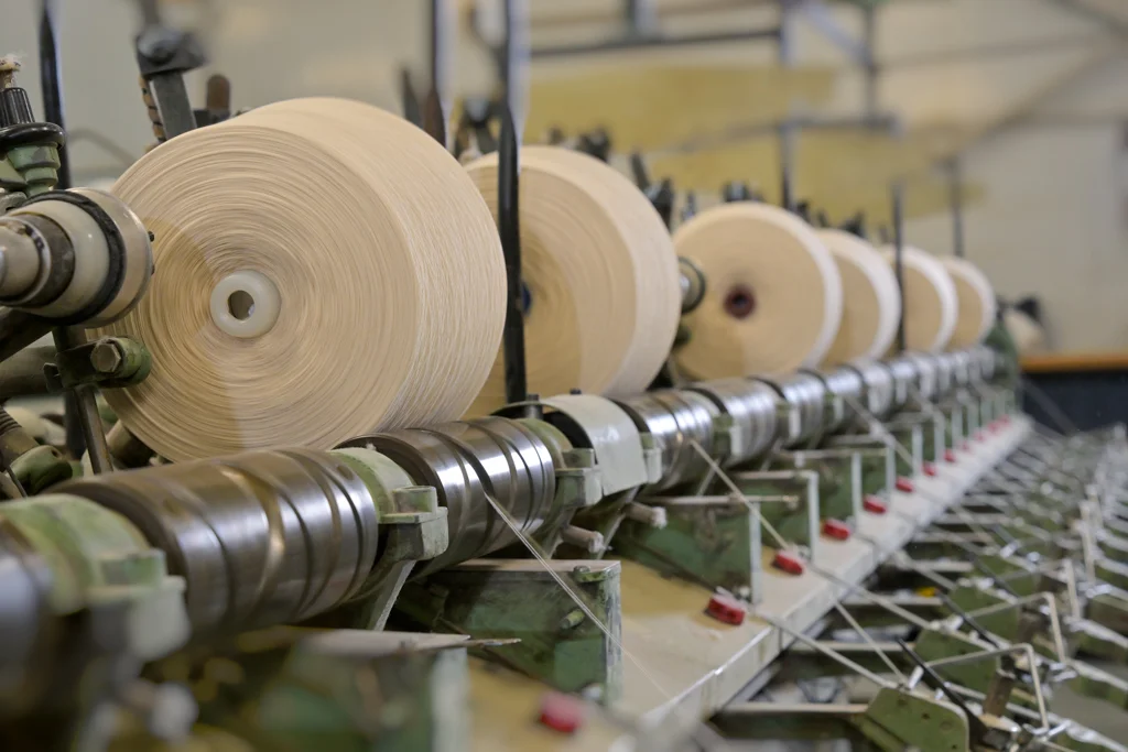 Atelierul Cavvas, mașini textile vechi în producție